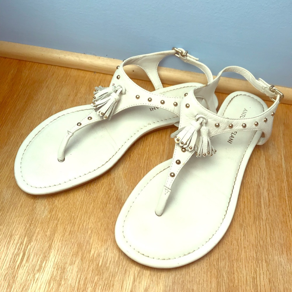 Antonio Melani white leather sandals